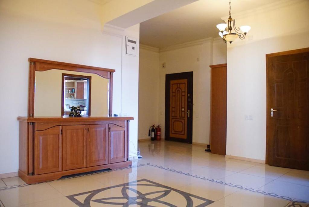 Nizami Street Apartment Baku Bagian luar foto