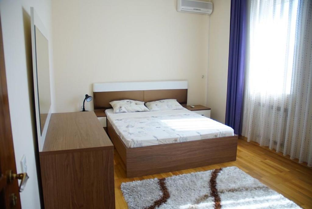 Nizami Street Apartment Baku Bagian luar foto